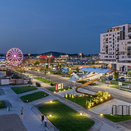 Promenada Studios Брашов Екстериор снимка
